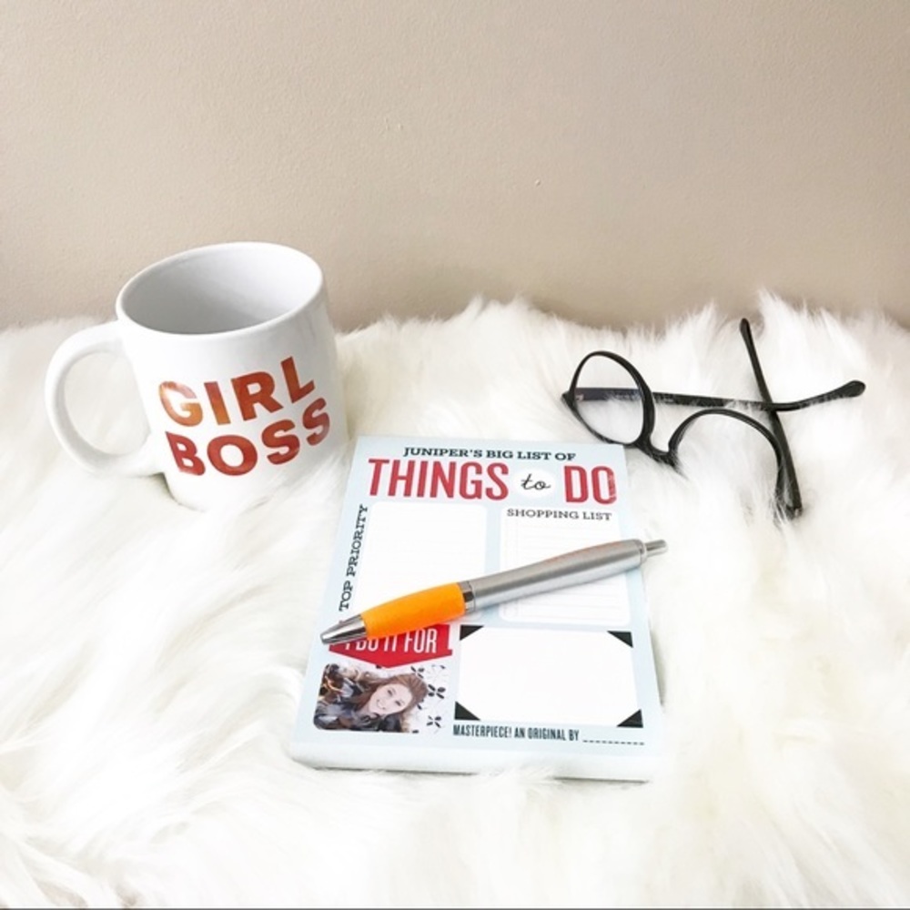 "Girl Boss" 11 oz Distressed Coffee Mug, NWOT